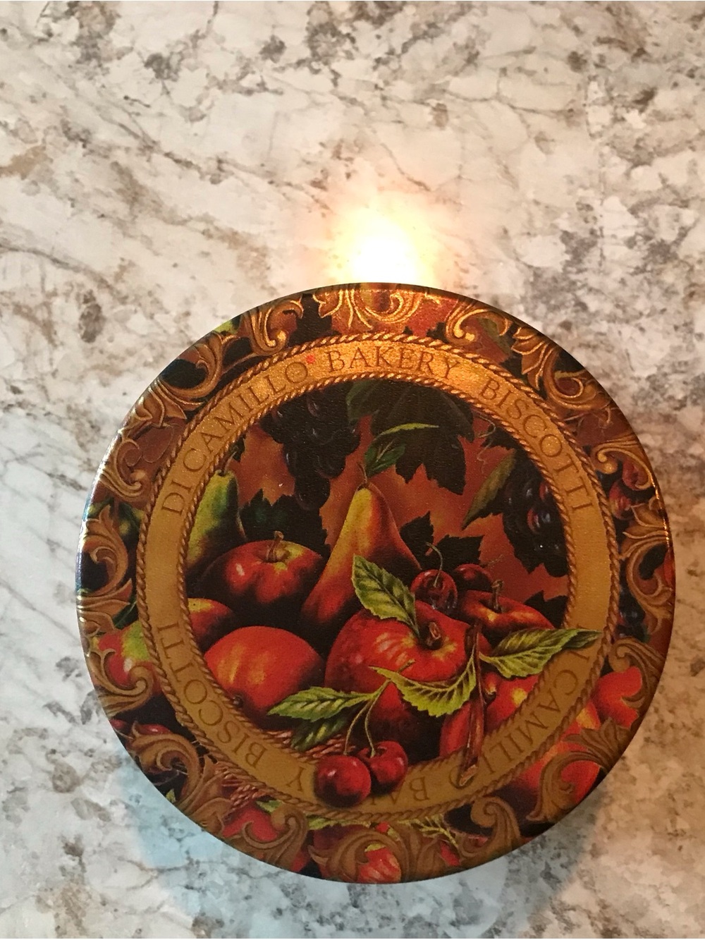 1997 DiCamillo Bakery Fruit Biscotti Tin - Red and Green